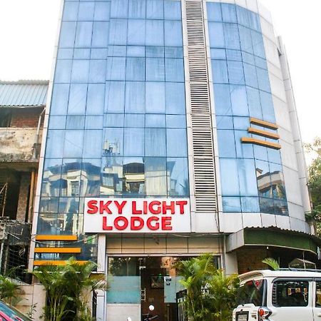 Hotel Skylight Navi Mumbai Esterno foto