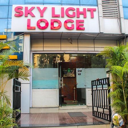 Hotel Skylight Navi Mumbai Esterno foto